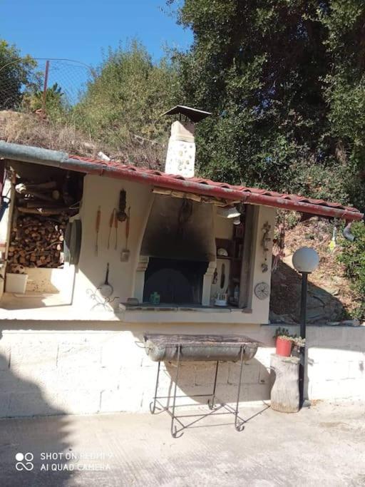 Persefoni'S Traditional House Promirion Bagian luar foto
